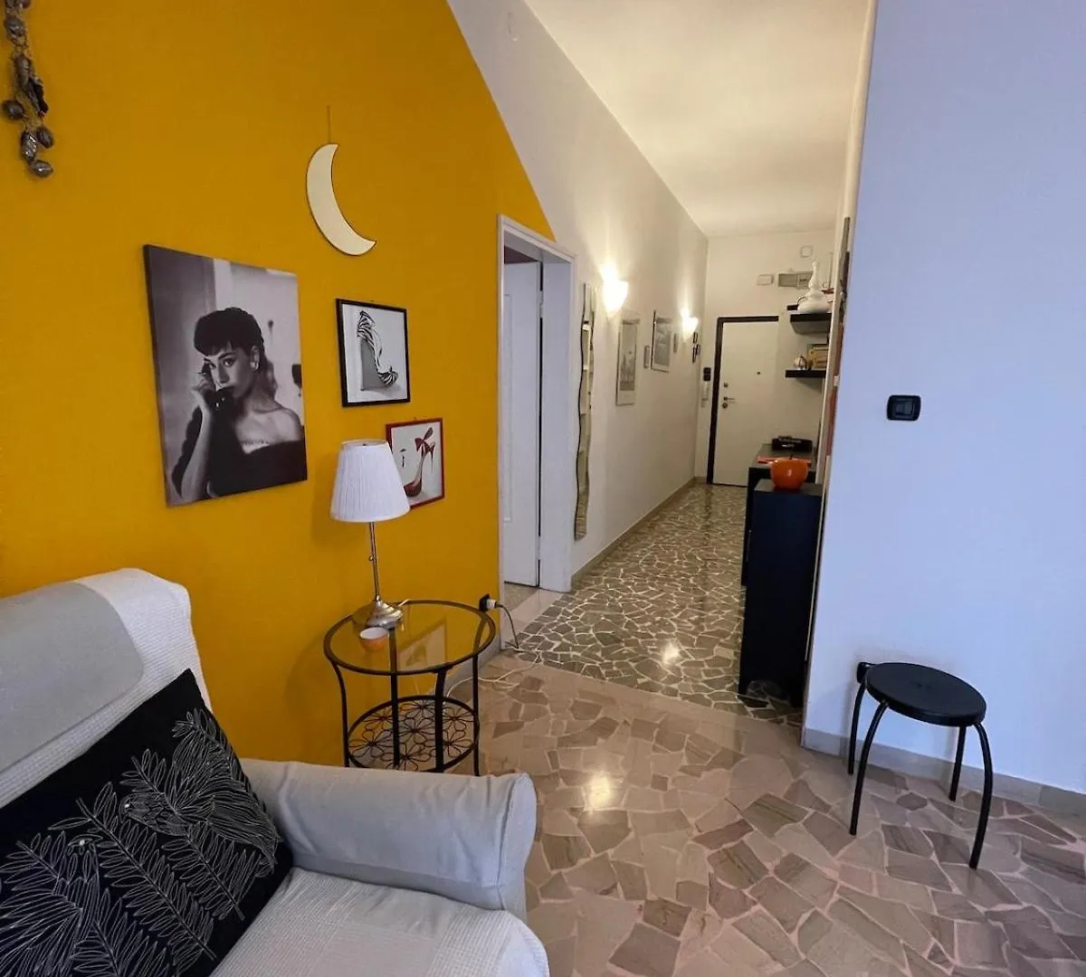 Bright Well-Located Apartment Bologna Italia