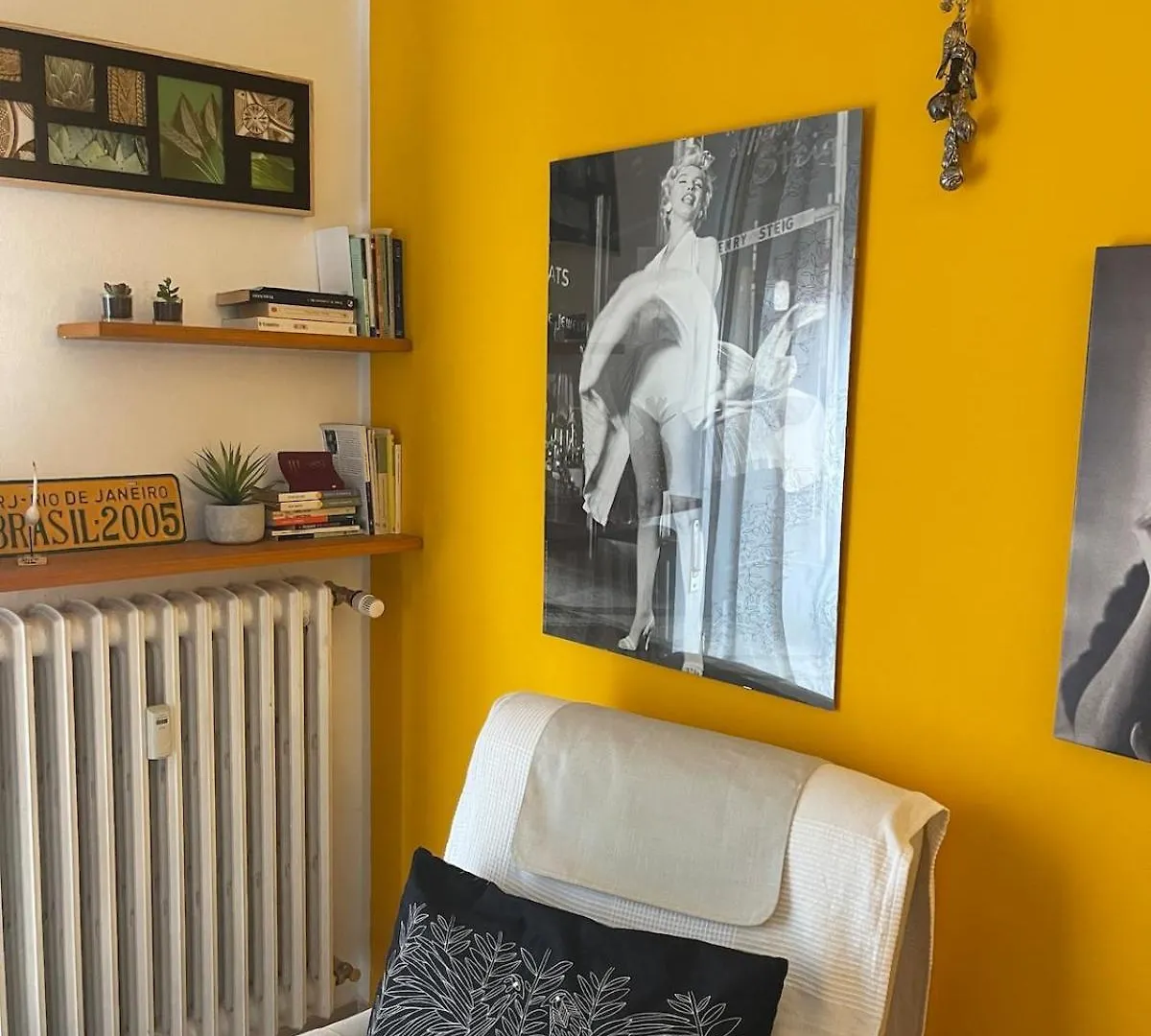 Bright Well-Located Apartment Bologna