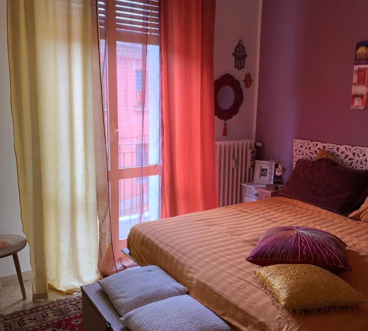 Bright Well-Located Apartment Bologna Italia